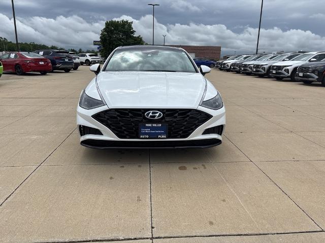 2022 Hyundai SONATA Vehicle Photo in Peoria, IL 61615