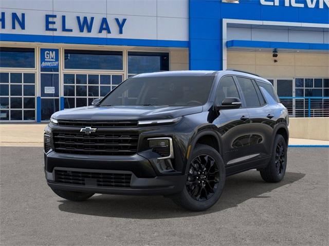 2025 Chevrolet Traverse Vehicle Photo in ENGLEWOOD, CO 80113-6708