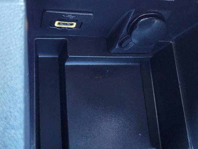 2012 Dodge Challenger Vehicle Photo in DENTON, TX 76210-9321
