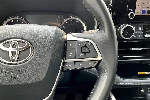 2023 Toyota Highlander Vehicle Photo in San Antonio, TX 78230