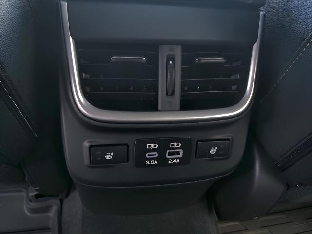 2025 Subaru Outback Vehicle Photo in Green Bay, WI 54304
