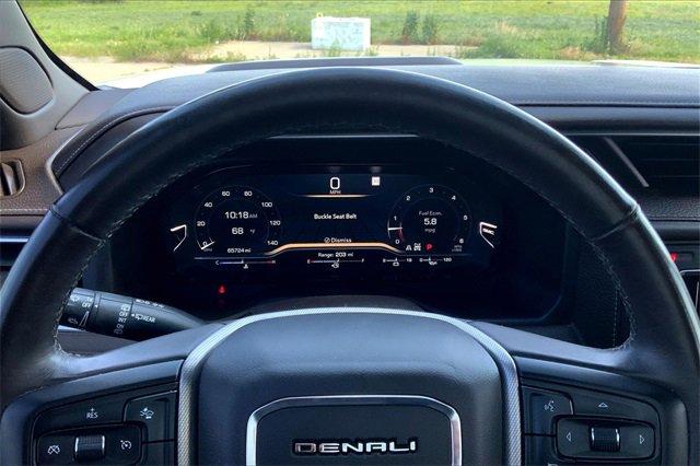 2022 GMC Yukon XL Vehicle Photo in TOPEKA, KS 66609-0000