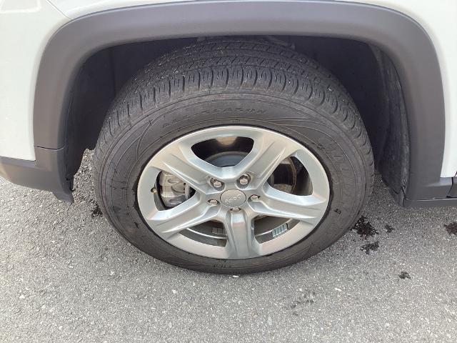 2024 Jeep Compass Vehicle Photo in Gardner, MA 01440