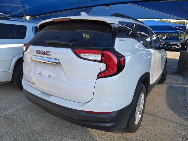 2024 GMC Terrain Vehicle Photo in DENTON, TX 76210-9321