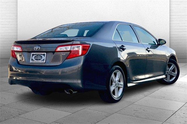 2014 Toyota Camry Vehicle Photo in KANSAS CITY, MO 64114-4502