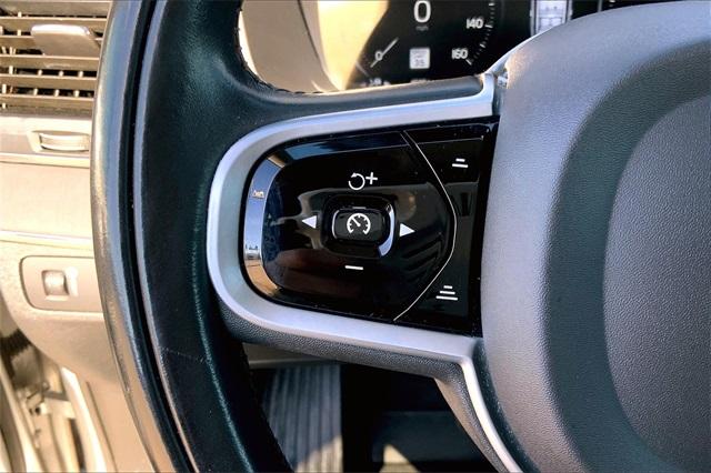 2020 Volvo XC90 Vehicle Photo in KANSAS CITY, MO 64114-4545