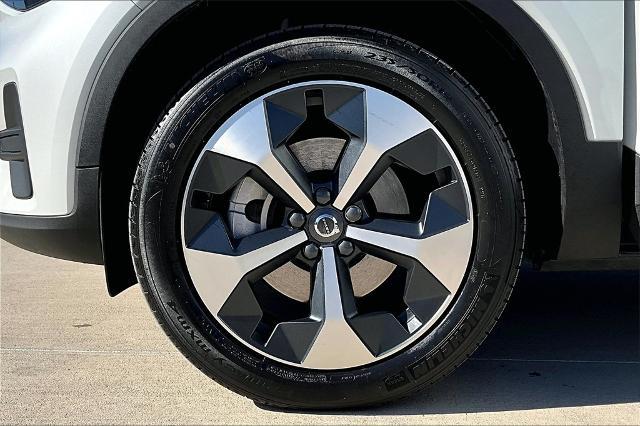 2025 Volvo XC40 Vehicle Photo in Grapevine, TX 76051