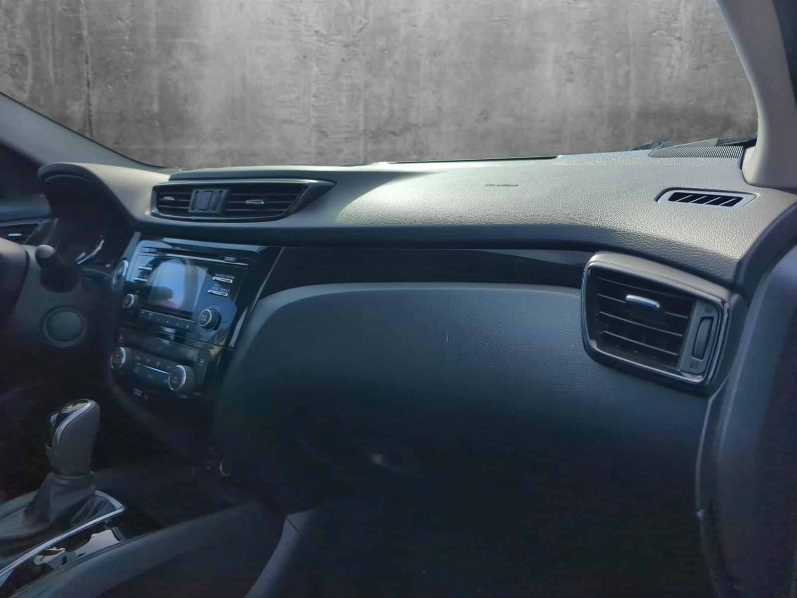 2017 Nissan Rogue Sport Vehicle Photo in Memphis, TN 38125