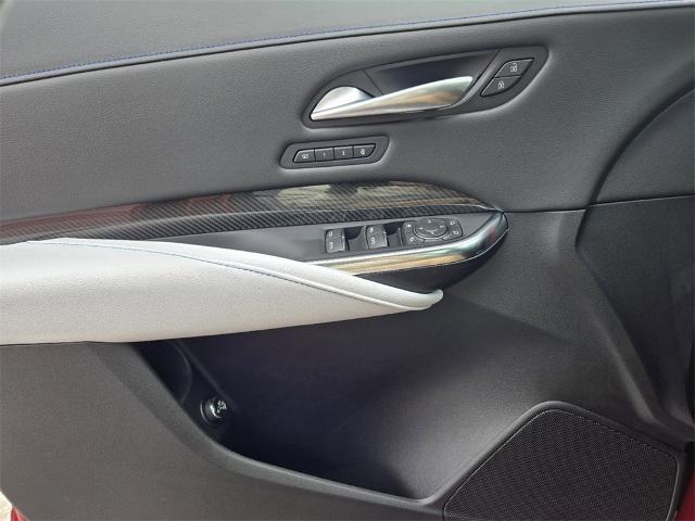 2025 Cadillac XT4 Vehicle Photo in Oklahoma City, OK 73114
