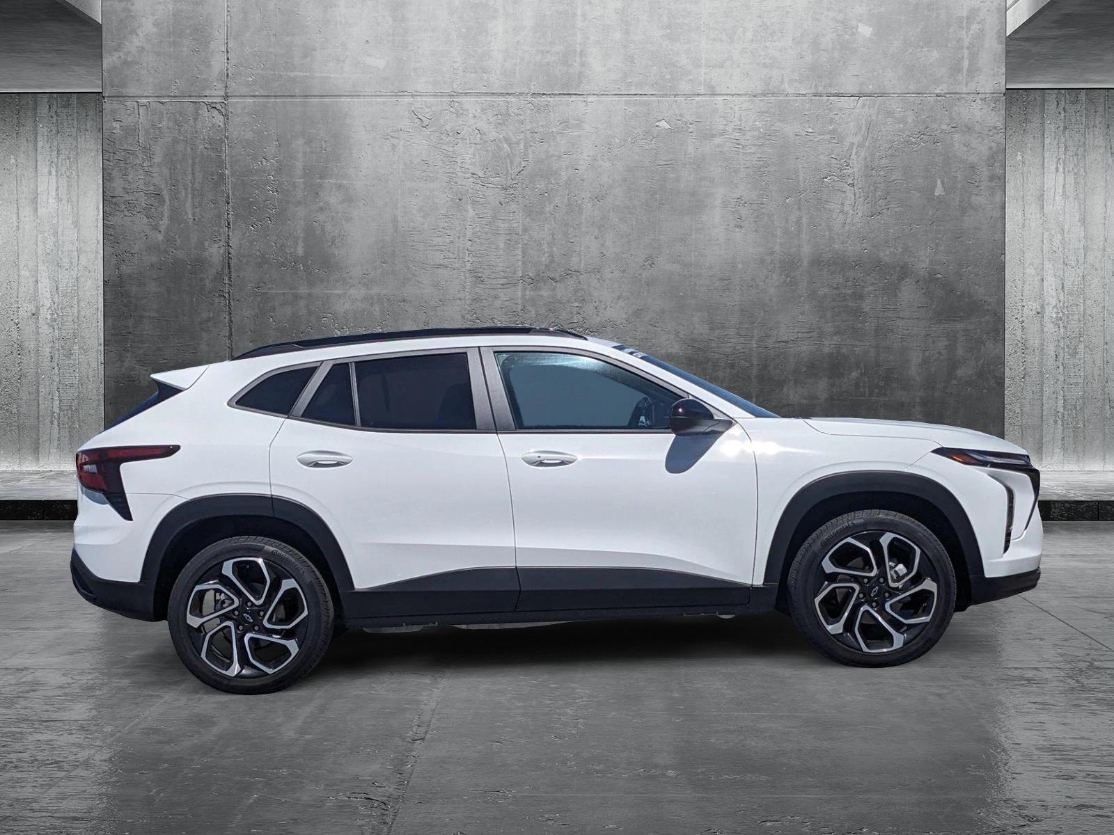 2024 Chevrolet Trax Vehicle Photo in HOUSTON, TX 77034-5009