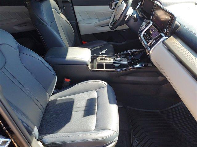 2023 Kia Sorento Hybrid Vehicle Photo in MILFORD, OH 45150-1684