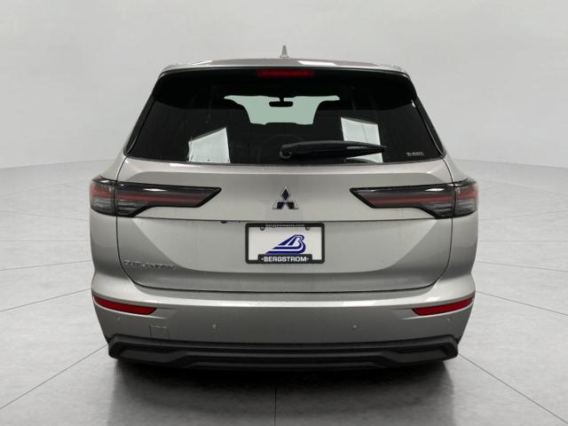 2025 Mitsubishi Outlander Vehicle Photo in Appleton, WI 54913