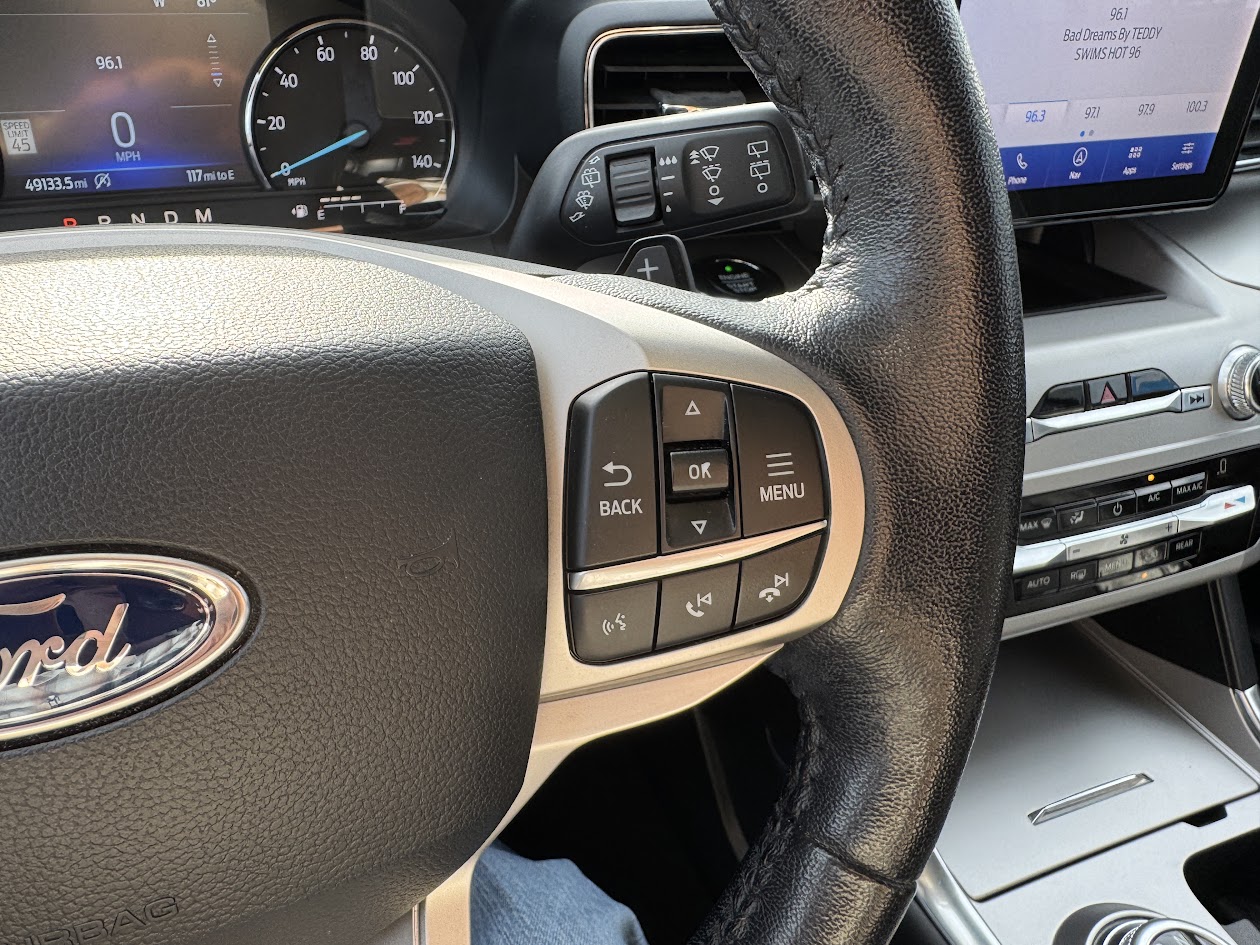 2021 Ford Explorer Vehicle Photo in BOONVILLE, IN 47601-9633