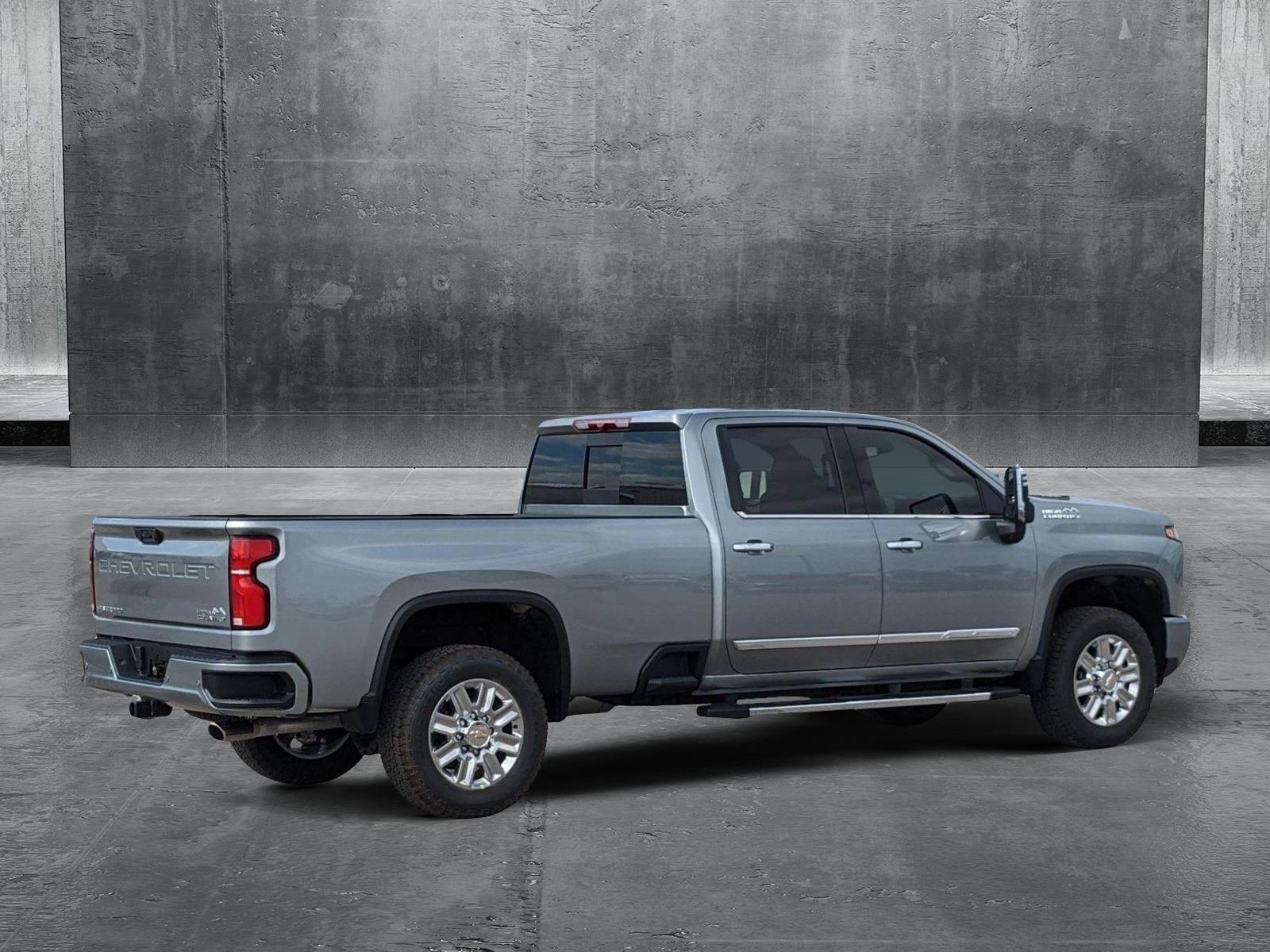 2025 Chevrolet Silverado 2500 HD Vehicle Photo in PEMBROKE PINES, FL 33024-6534
