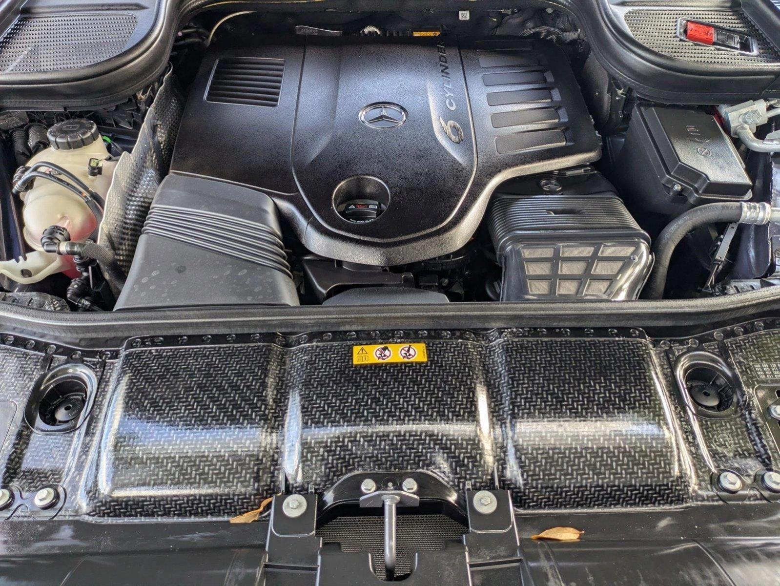 2024 Mercedes-Benz GLS Vehicle Photo in Coconut Creek, FL 33073