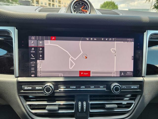 2020 Porsche Macan Vehicle Photo in HOUSTON, TX 77079