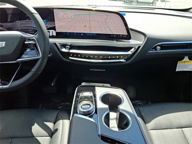 2025 Cadillac LYRIQ Vehicle Photo in ALLENTOWN, PA 18103-7399