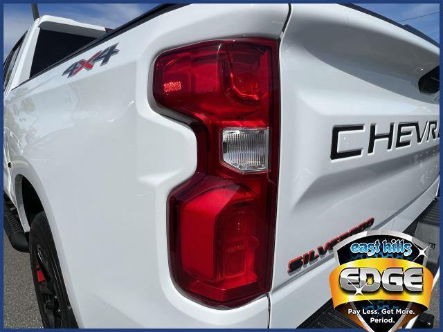 2021 Chevrolet Silverado 1500 Vehicle Photo in Roslyn, NY 11576