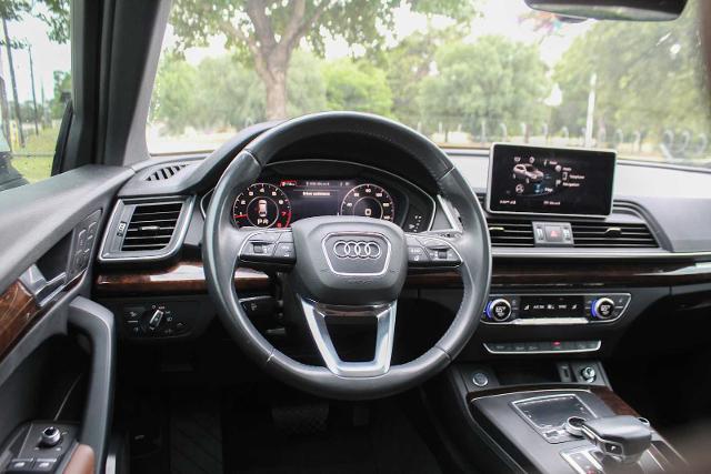 2020 Audi Q5 Vehicle Photo in HOUSTON, TX 77090