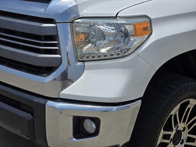 2014 Toyota Tundra 4WD Truck Vehicle Photo in DENTON, TX 76210-9321