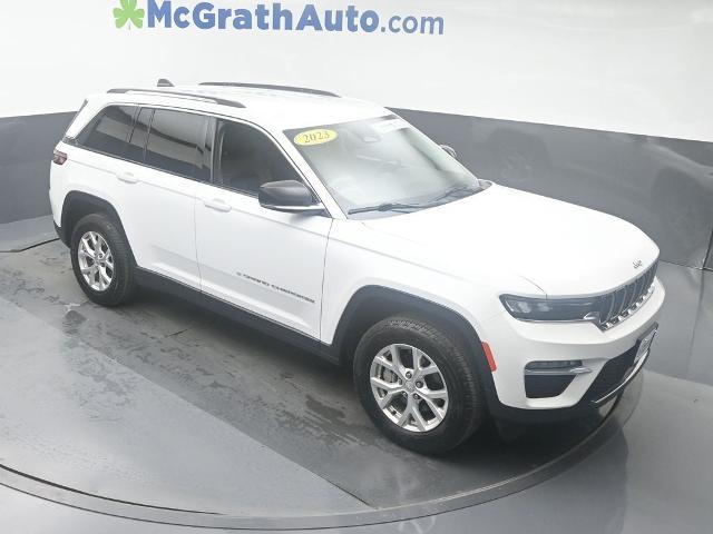 2023 Jeep Grand Cherokee Vehicle Photo in Cedar Rapids, IA 52402