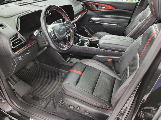 2024 Chevrolet Traverse Vehicle Photo in APPLETON, WI 54914-4656