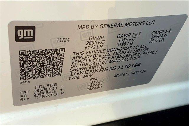 2025 GMC Acadia Vehicle Photo in TOPEKA, KS 66609-0000