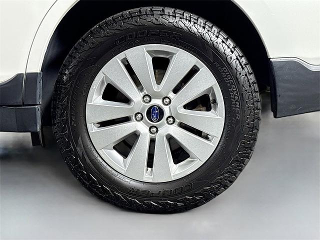 2019 Subaru Outback Vehicle Photo in PUYALLUP, WA 98371-4149