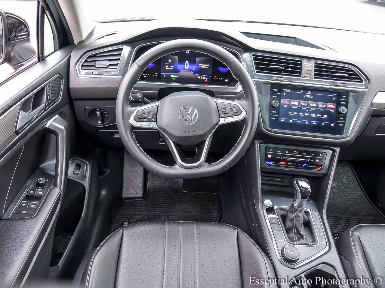 2022 Volkswagen Tiguan Vehicle Photo in Saint Charles, IL 60174