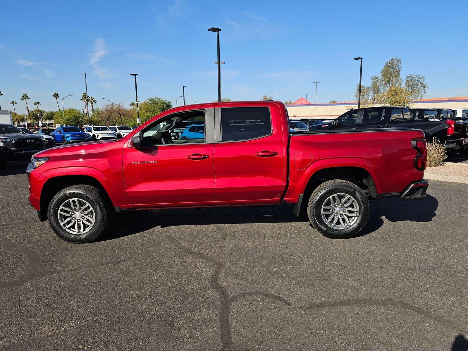 2024 Chevrolet Colorado Vehicle Photo in MESA, AZ 85206-4395