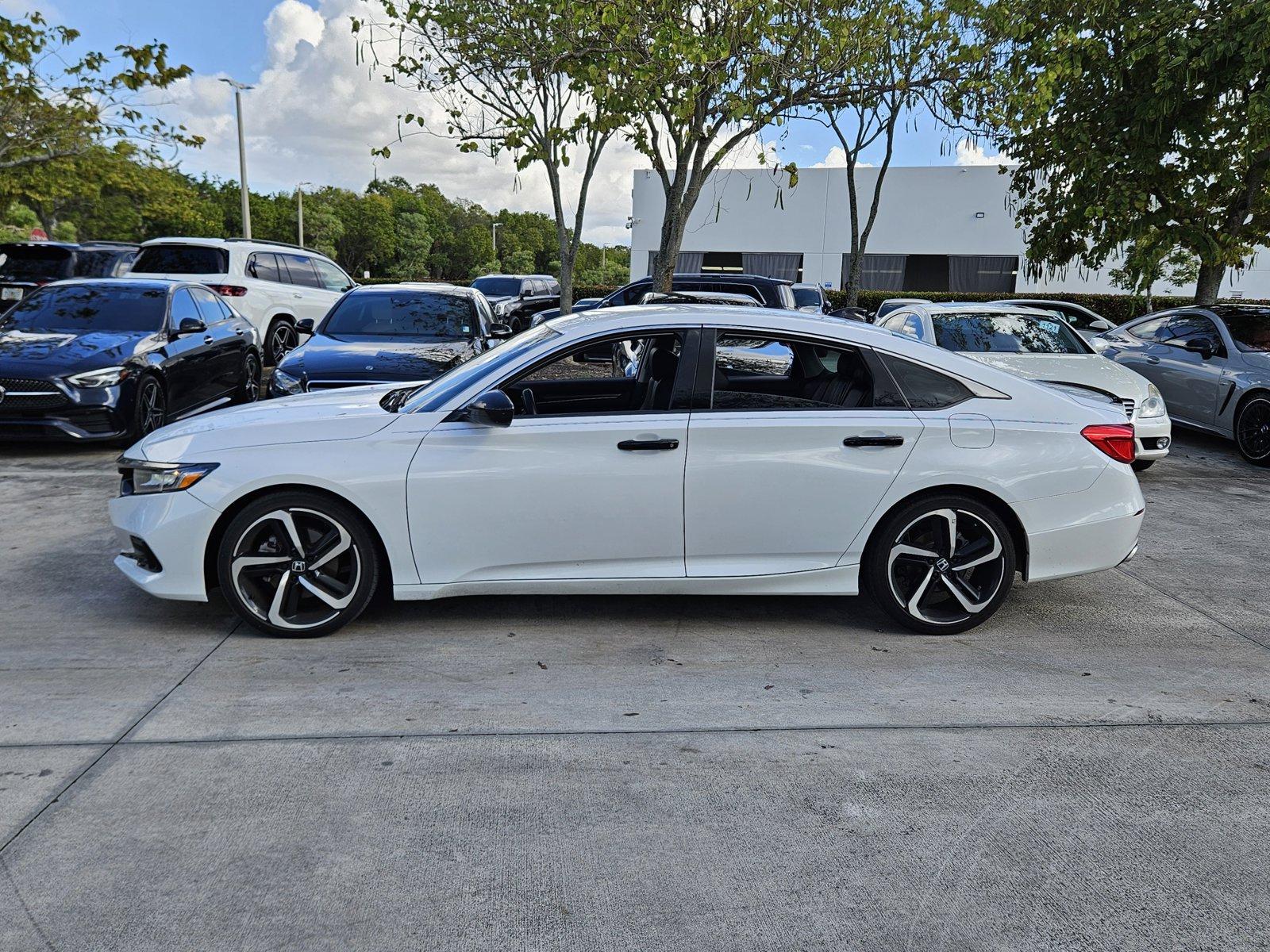 2022 Honda Accord Sedan Vehicle Photo in Pembroke Pines , FL 33027