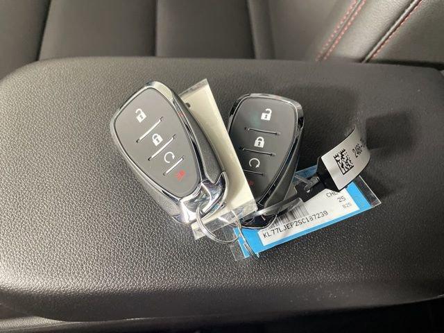 2025 Chevrolet Trax Vehicle Photo in PHOENIX, AZ 85014-3381