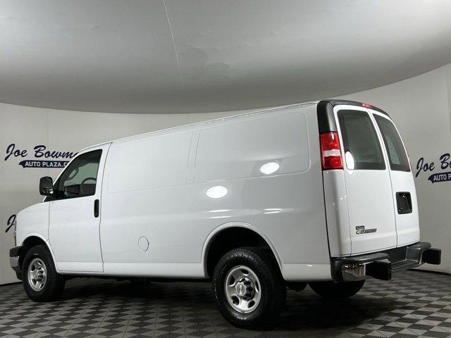 2022 Chevrolet Express Cargo 2500 Vehicle Photo in HARRISONBURG, VA 22801-8763