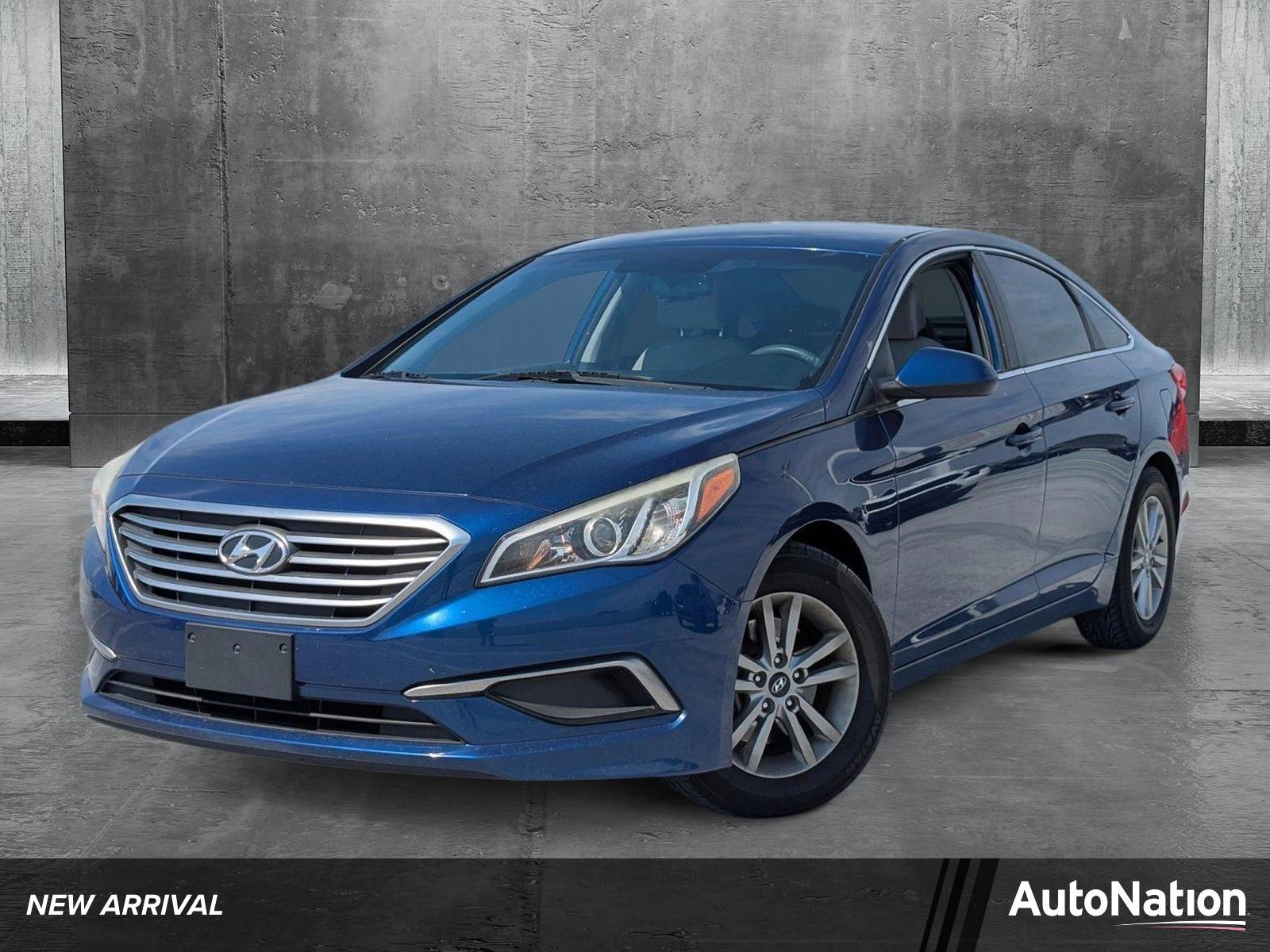 2016 Hyundai SONATA Vehicle Photo in Ft. Myers, FL 33907