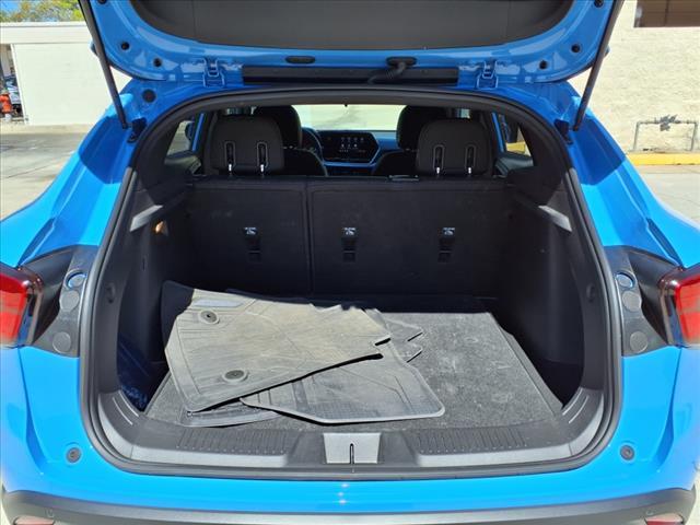 2024 Chevrolet Trax Vehicle Photo in TAMPA, FL 33612-3404
