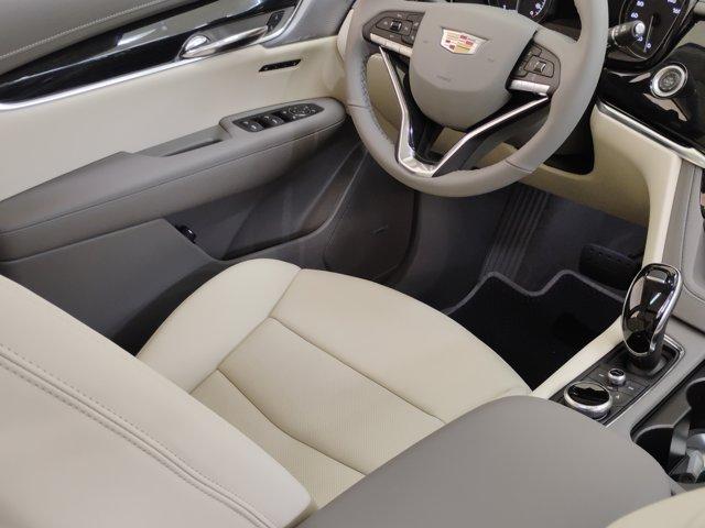 2025 Cadillac XT6 Vehicle Photo in PINEVILLE, NC 28134-8495