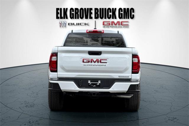 2025 GMC Canyon Vehicle Photo in ELK GROVE, CA 95757-8703
