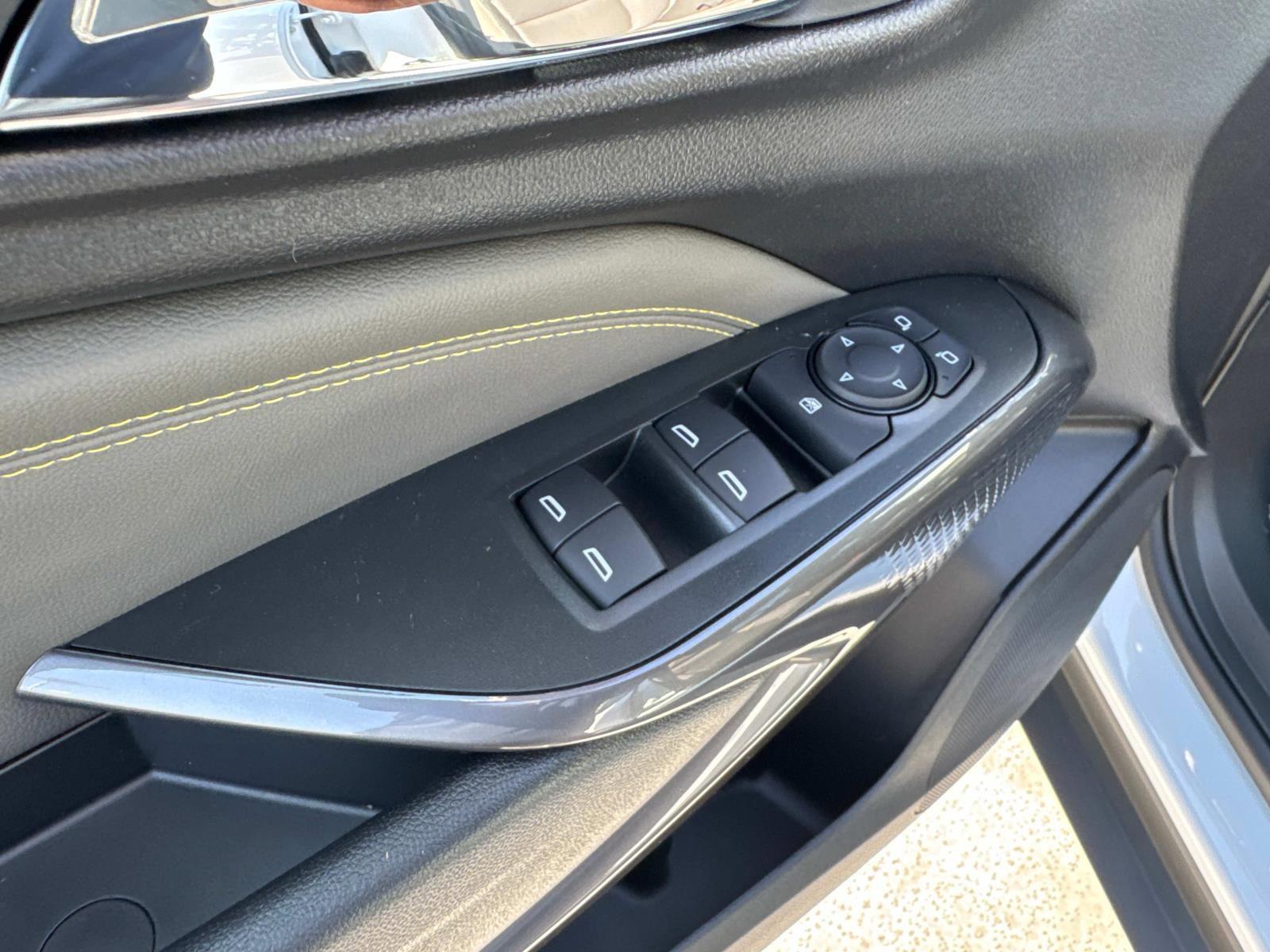 2025 Chevrolet Trax Vehicle Photo in LOS ANGELES, CA 90007-3794