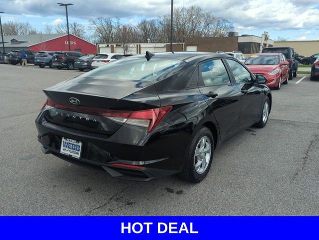 2021 Hyundai ELANTRA Vehicle Photo in Merrillville, IN 46410