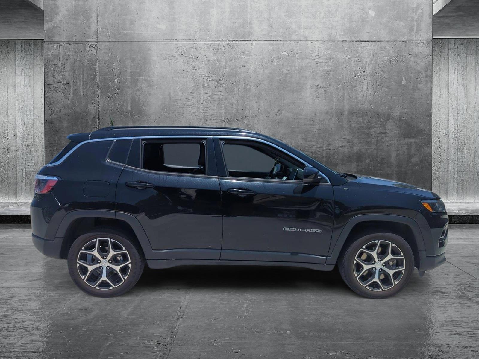 2024 Jeep Compass Vehicle Photo in Pembroke Pines, FL 33027