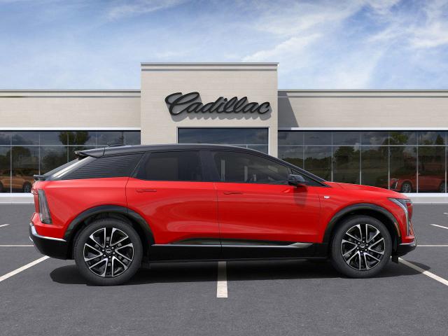 2025 Cadillac OPTIQ Vehicle Photo in TREVOSE, PA 19053-4984