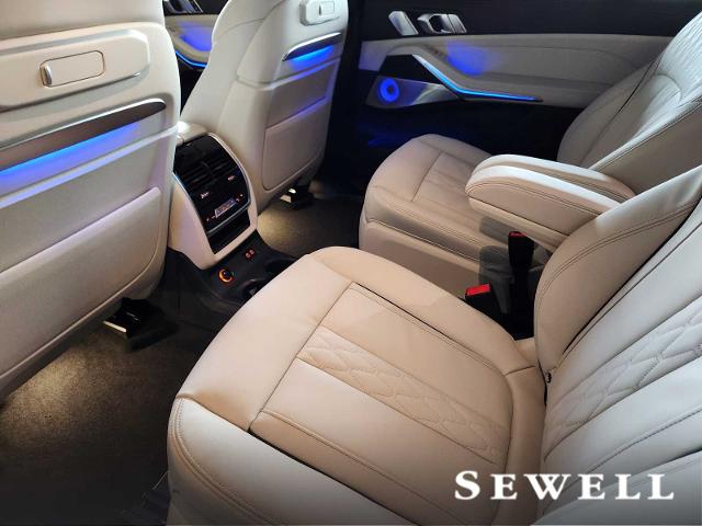 2025 BMW X7 ALPINA XB7 Vehicle Photo in PLANO, TX 75024