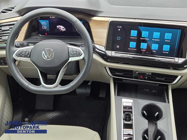 2025 Volkswagen Atlas Vehicle Photo in DENTON, TX 76210-9321