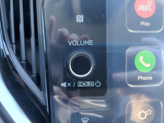 2025 Subaru Outback Vehicle Photo in Green Bay, WI 54304