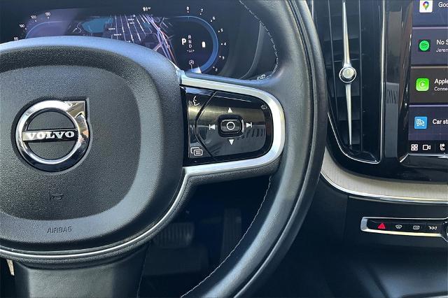 2022 Volvo XC60 Vehicle Photo in Houston, TX 77007