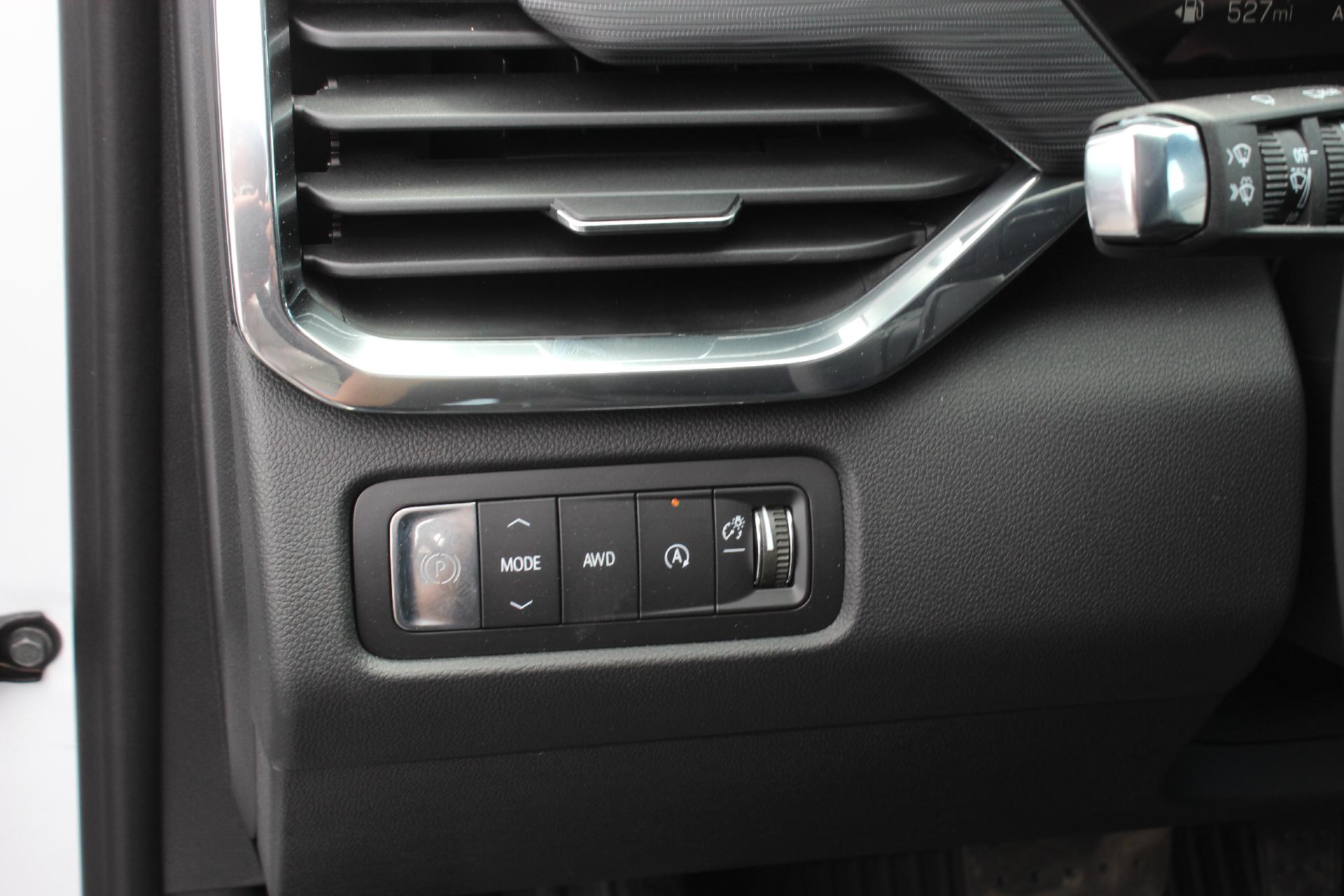 2025 GMC Acadia Vehicle Photo in AURORA, CO 80012-4011