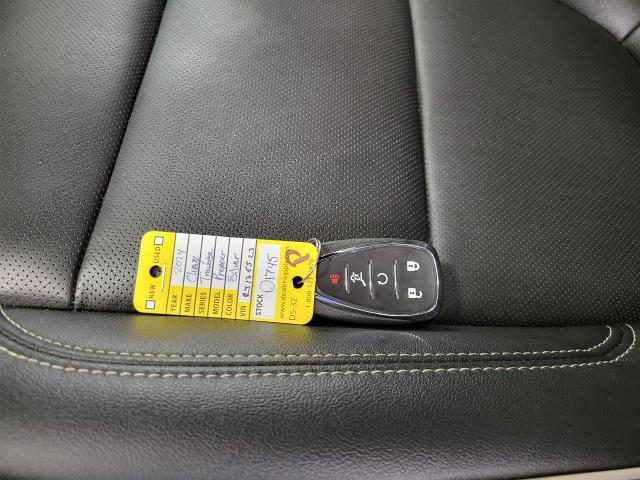 2024 Chevrolet Traverse Limited Vehicle Photo in APPLETON, WI 54914-4656
