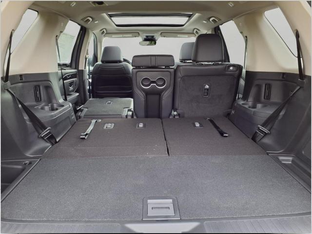 2025 Honda Pilot Vehicle Photo in Oshkosh, WI 54904
