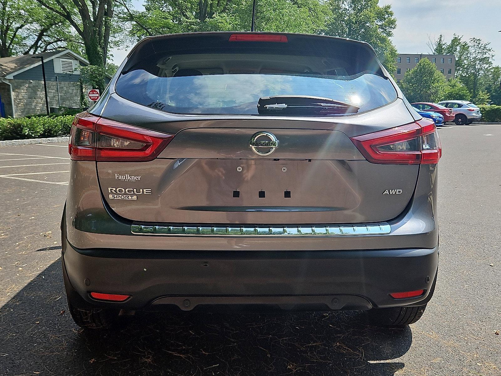 2022 Nissan Rogue Sport Vehicle Photo in Jenkintown, PA 19046