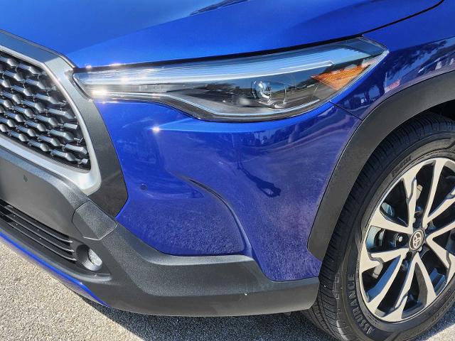 2024 Toyota Corolla Cross Vehicle Photo in DENTON, TX 76210-9321